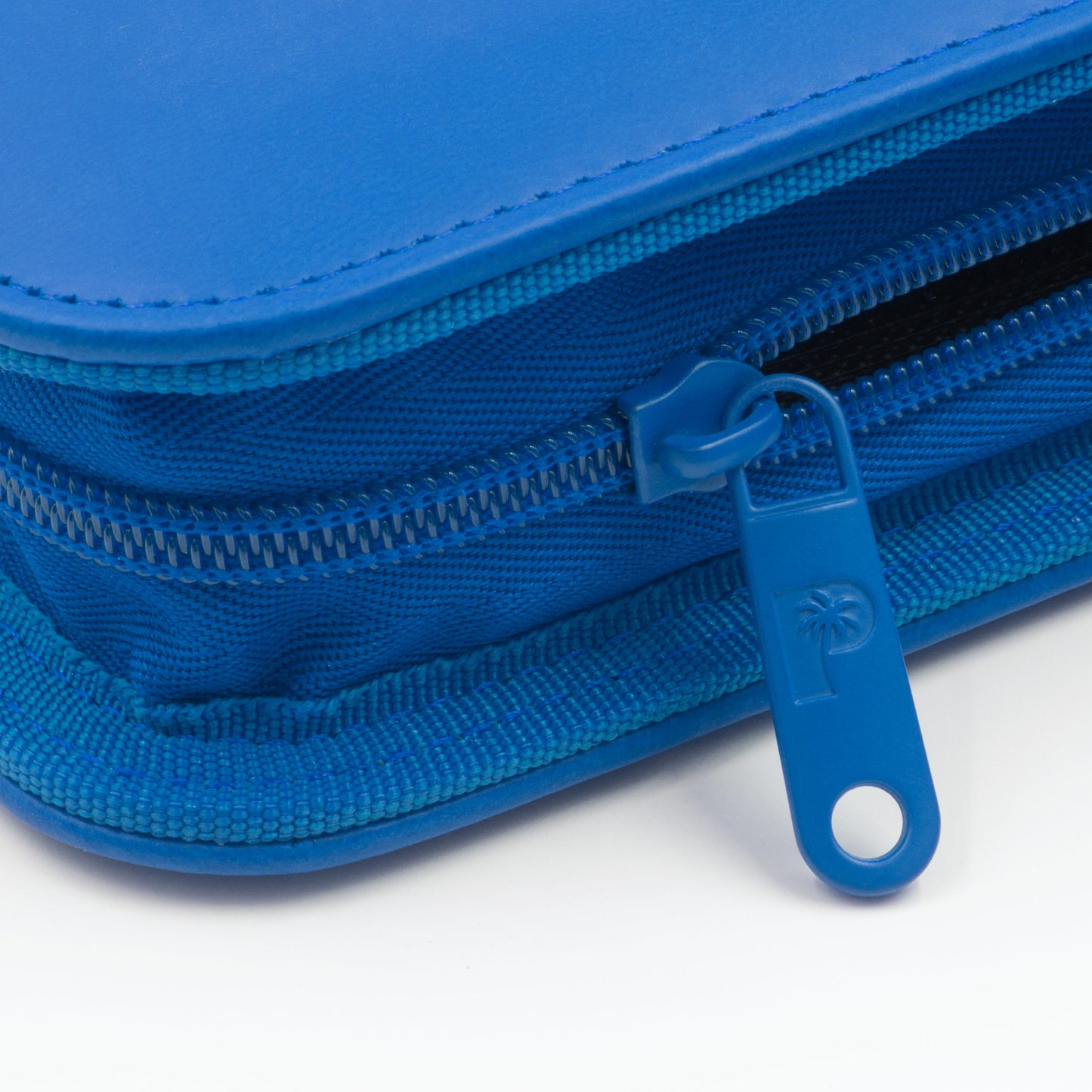 Stealth 12 Pocket Zip Binder - Blue
